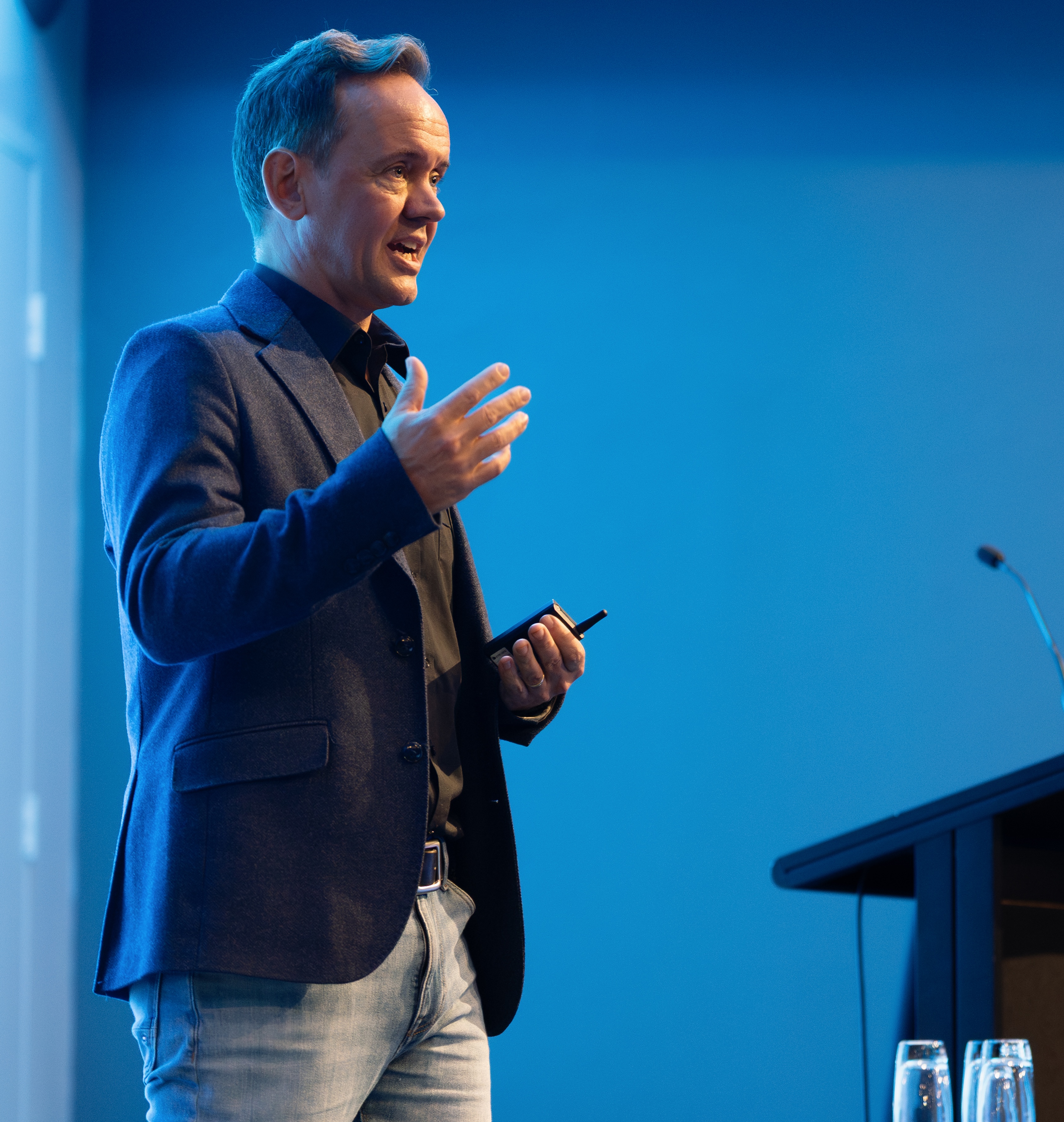 Craig Lawton speaking at AWS Canberra Symposium